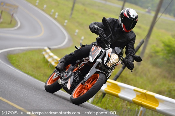 La KTM Duke 390