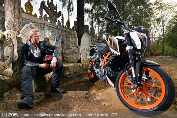 Essai de la Duke 390 sur les routes thaïlandaises