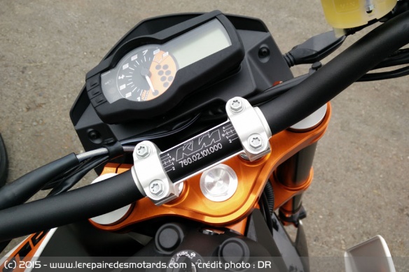 Guidon de la 690 R