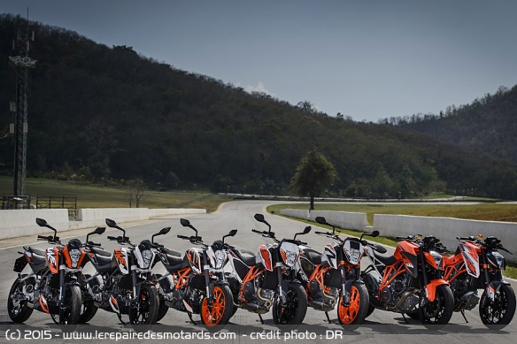 L'ensemble de la gamme KTM Duke 2015 L'ensemble de la gamme KTM Duke 2015