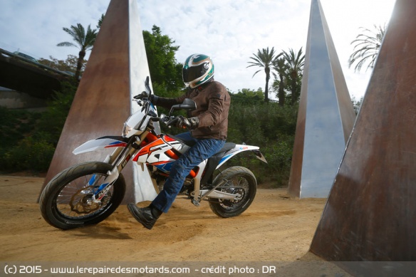 Essai KTM Freeride E-SM sur sable