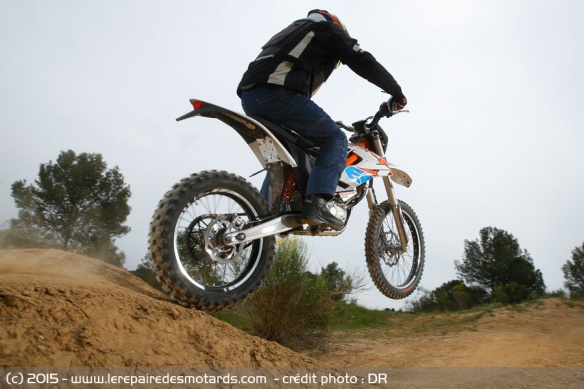 Essai KTM Freeride E-SM en tout-terrain