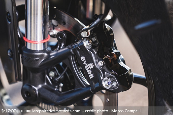 L'étrier de frein avant ByBre de la KTM RC 390