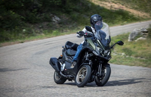 Essai Kymco CV3
