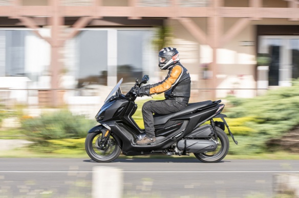 Essai du scooter Kymco Downtown GT 350 Essai du scooter Kymco Downtown GT 350