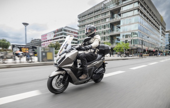 Essai du scooter Kymco Sky Town 125 Essai du scooter Kymco Sky Town 125