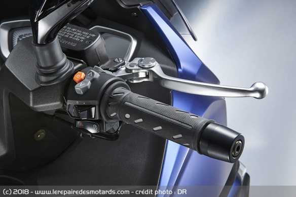 Accélérateur du Kymco XCiting S 400i