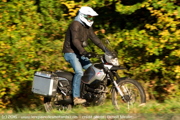En virée dans les sous-bois, la Mash n'a pas démérité mais demande un peu d'attention à la conduite