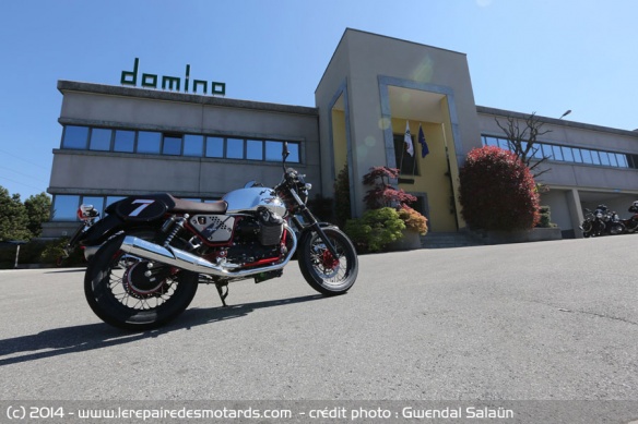Moto Guzzi V7 Racer