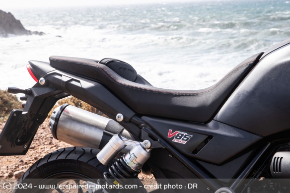La selle de la Moto Guzzi V85 Strada