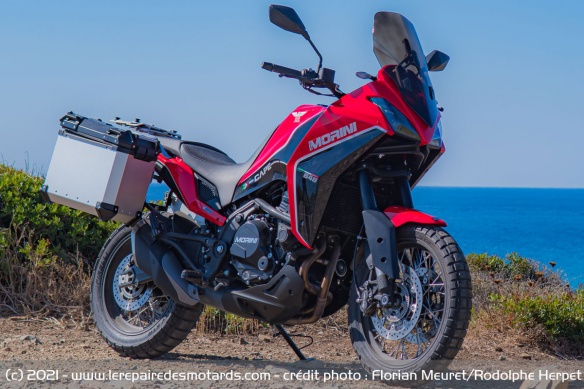 Essai du trail Moto Morini X-Cape