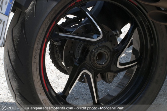Jante arrière de la MV Agusta Brutale 800 RR