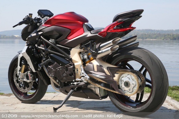 La MV Agusta Brutale 1000 Serie Oro