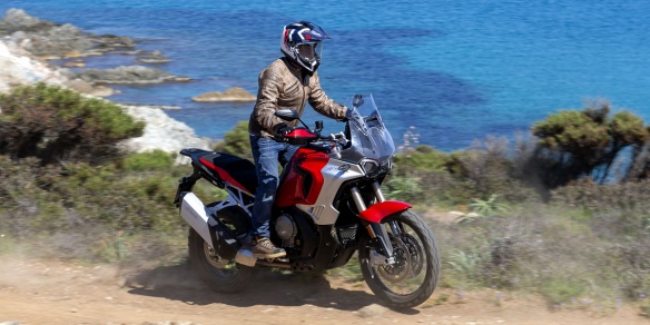 Essai MV Agusta Enduro Veloce