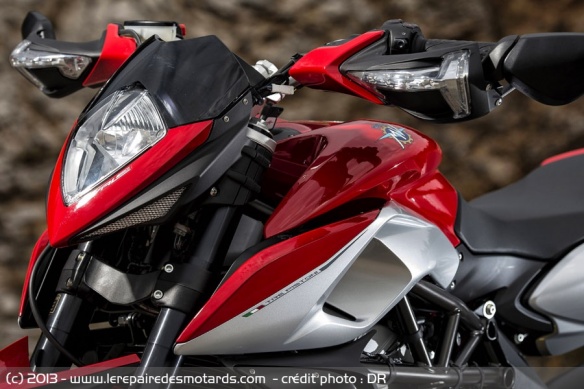 Phare avant MV Agusta Rivale 800