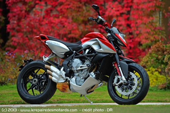 MV Agusta Rivale 800