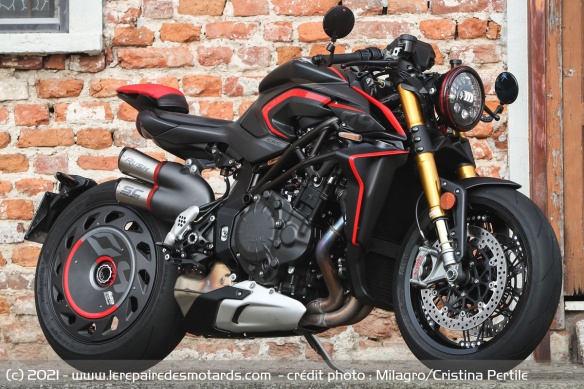 Essai de la MV Agusta Rush 1000