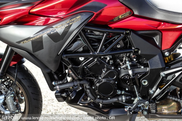 Le trois cylindres de la MV Agusta Turismo Veloce 800 Lusso SCS