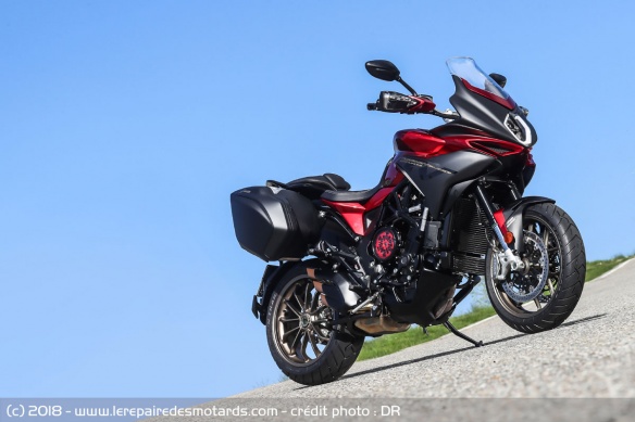 Essai de la MV Agusta Turismo Veloce 800 Lusso SCS