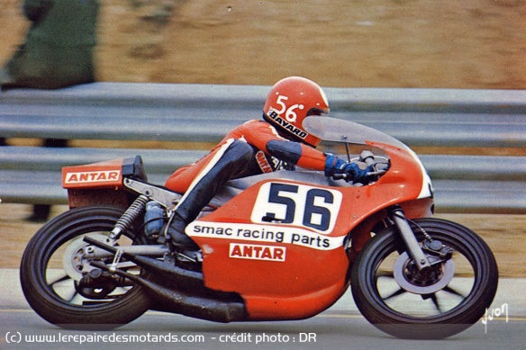 Eric Offenstadt et sa SMAC Kawasaki 500 monocoque