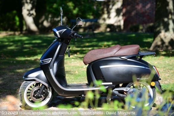 Scooter électrique équivalent 125 Next Mojito