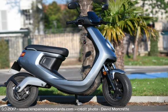 Gabarit NIU M1 et ses 60 kilos