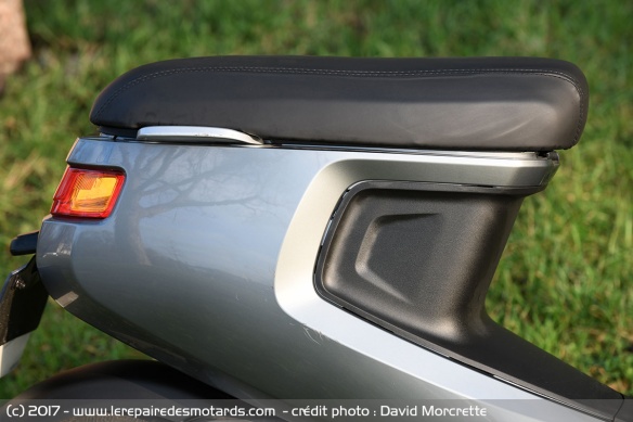 Selle longue et épaisse