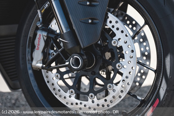 Le freinage Brembo de la Norton Manx R