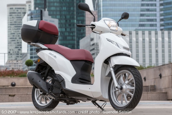 Essai du Peugeot 125 Belville