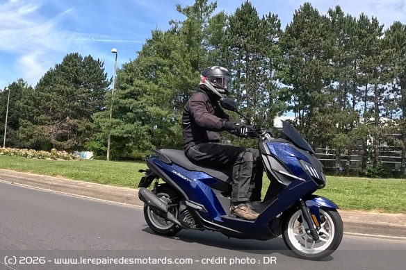 Efficace jusqu'à 110 km/h, le Pulsion EVO révèle d'importantes vibration à haute vitesse