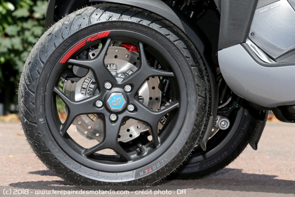 Frein avant du Piaggio MP3 500 HPE Sport