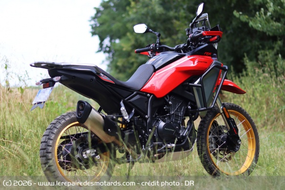 La QJMotor SRT 450 RX