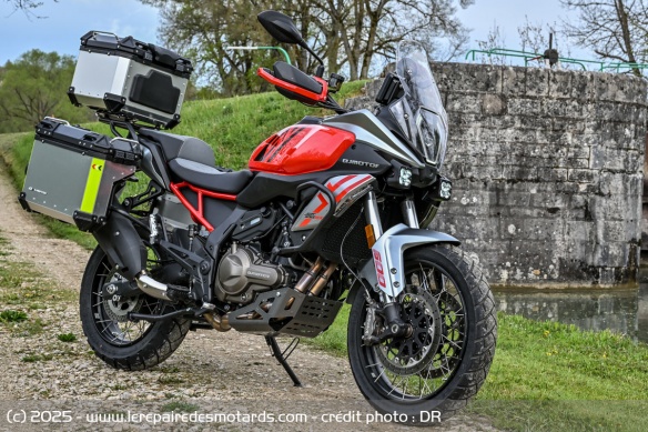 Essai de la QJMOTOR SRT 600 SX Touring
