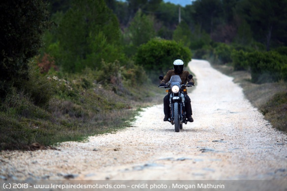 La Royal Enfield Himalayan en chemin