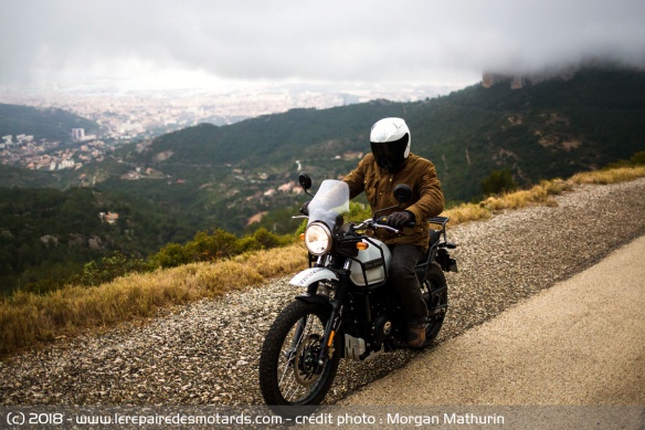 La Royal Enfield Himalayan sur route