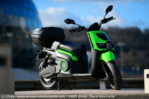 Scooter électrique urbain