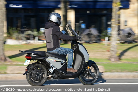 Un look proche d'un 125 thermique