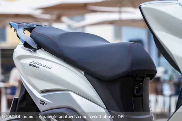 La selle du Suzuki Burgman Street 125EX