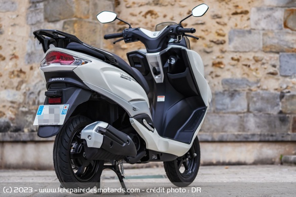 Le Suzuki Burgman Street 125EX