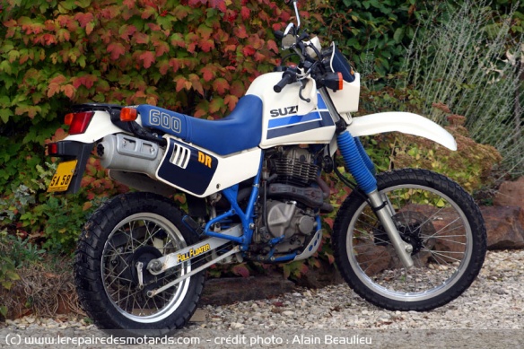 Compacte et la simple dans le bon sens du terme, la Suzuki ne manque pas d'allure...