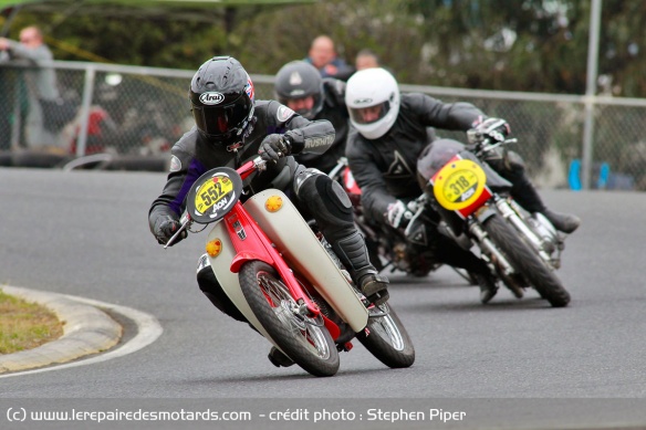 Et c'est partie pour un test improbable sur le circuit de Broadford