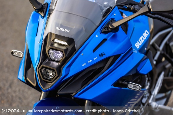 L'esthétique et les finitions de la GSX-8R sont plutôt valorisantes