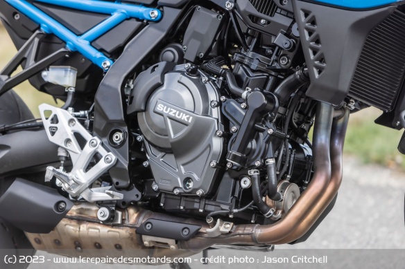 Le bicylindre en ligne de 776 cm3 de la Suzuki GSX-8S