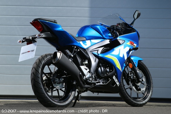 La 125 est également proposée avec l'habillage de la grosse GSX-R