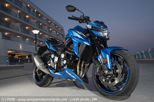 Suzuki GSX-S 750 A2