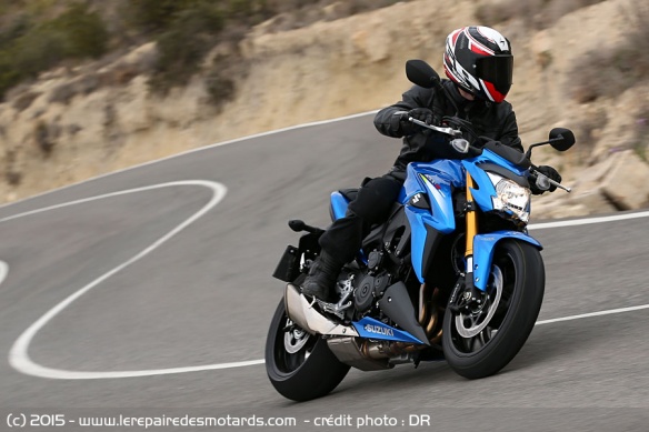 Essai Suzuki GSX S 1000 sur départementale