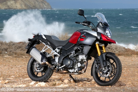 Le nouveau design de la DL1000 V-Strom s'inspire de celui de la DR750S de 1988