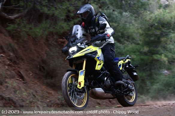 La Suzuki V-Strom 1050 DE en off-road