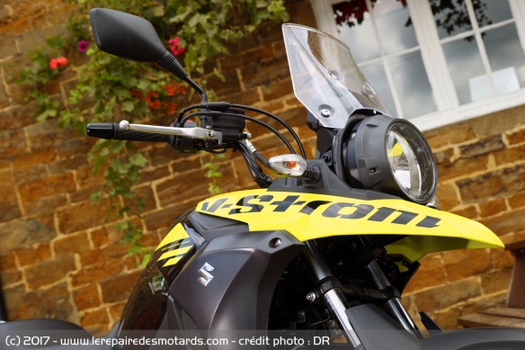 Même en 250, le Vstrom conserve son bec de canard