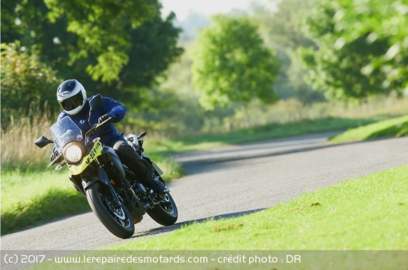 Essai du Suzuki V-Strom 250 sur route